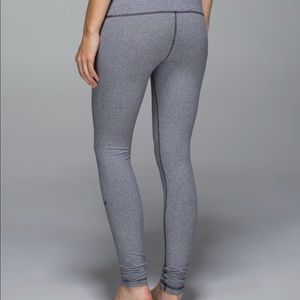 Size 4 Lululemon wunder under leggings